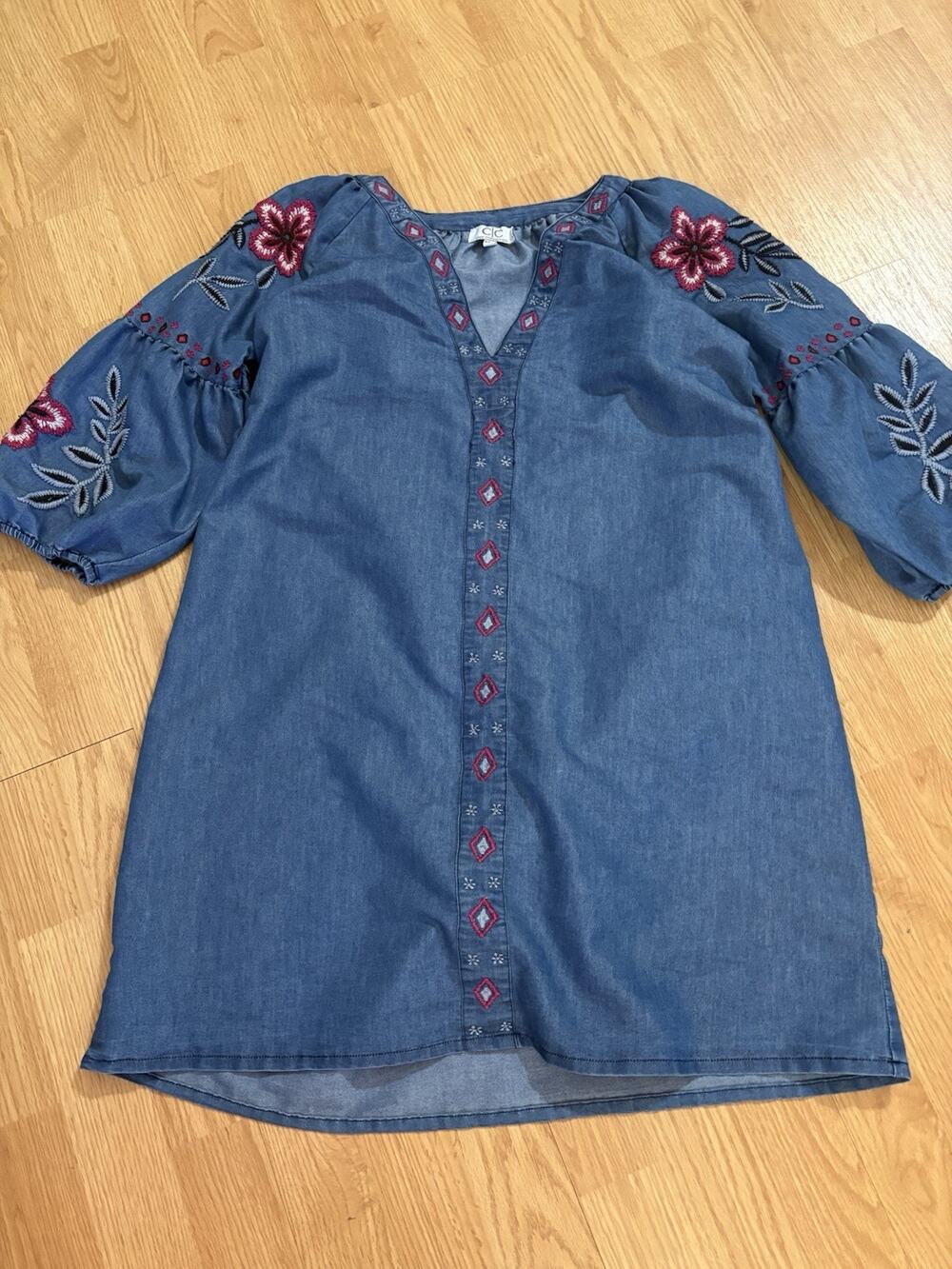 Chic Connection Chambray Dress Medium